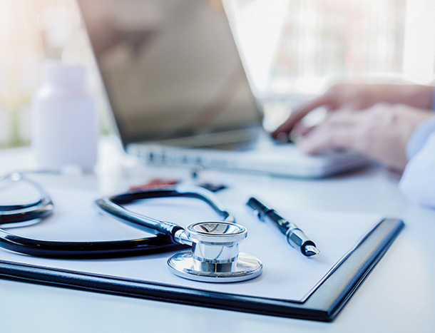 Stethoscope with clipboard