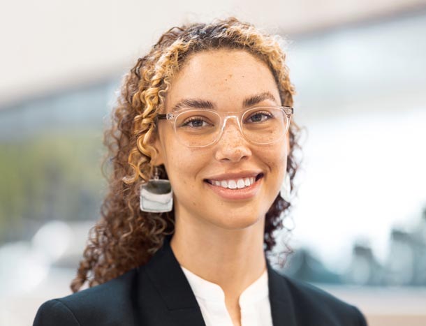 Carmen Jeanette Stepek headshot