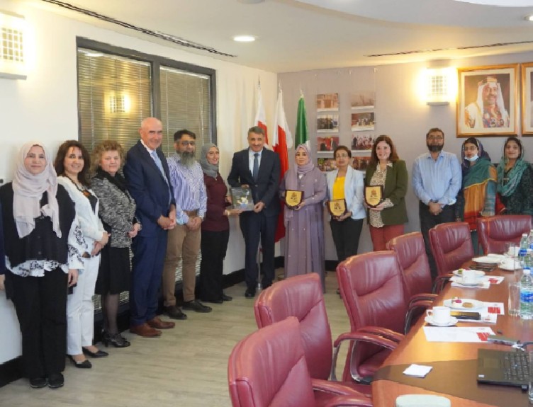 Bahrain Diabetes Society Delegation Presents New Book to RCSI Bahrain