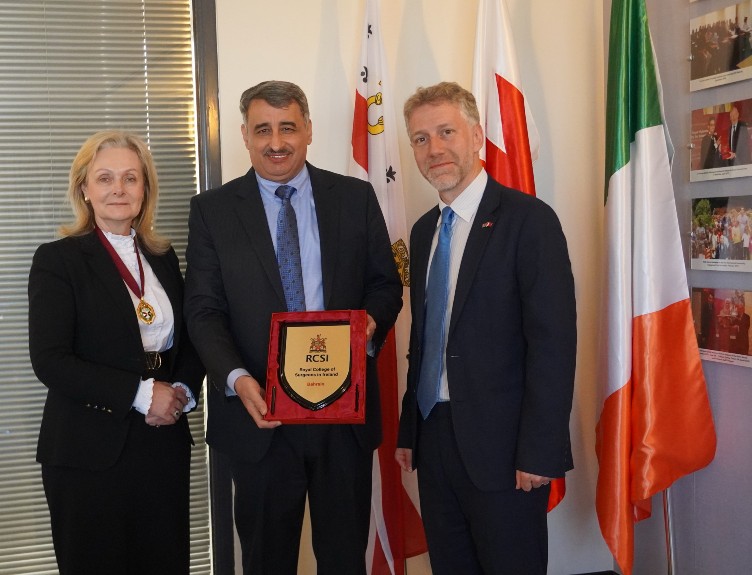 Professor Laura Viani and Professor Sameer Otoom welcomed His Excellency Mr Alastair Long, British Ambassador to the Kingdom of Bahrain