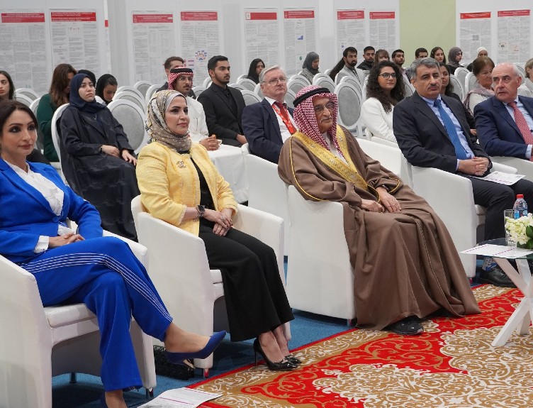 RCSI Bahrain President hosting Chairman of Supreme Council of Health and HEC Secretary General at the Annual Research Conference