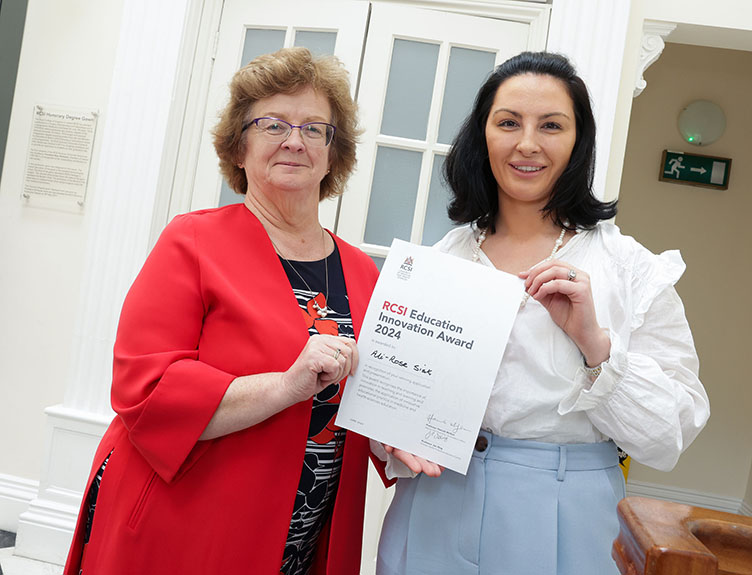 Innovative teaching winner Ali-Rose Sisk, Lecturer of Nursing, School of Nursing and Midwifery, RCSI Bahrain, winner of the RCSI Education Innovation Award 2024 pictured with Professor Hannah McGee, Deputy Vice Chancellor for Academic Affairs, RCSI.