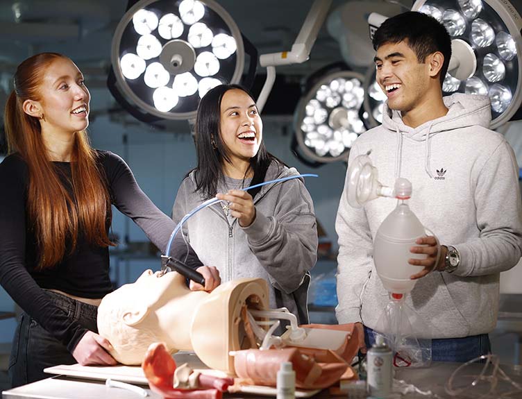 Open Day 2024 Open-Day students gaining hands-on experience at the RCSI SIM Centre for Simulation Education and Research.