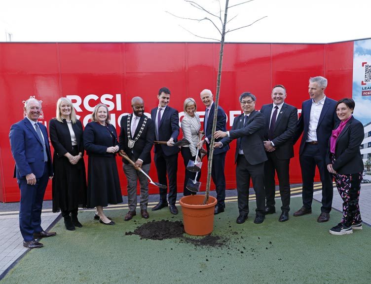 Dental Education Centre Large group at turning of sod event