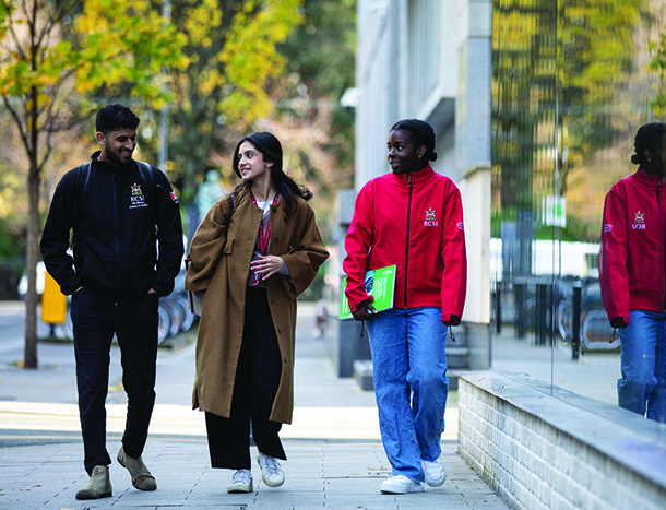 Students outside 26 York Street