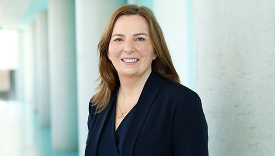 Headshot of Siobhan McCarthy