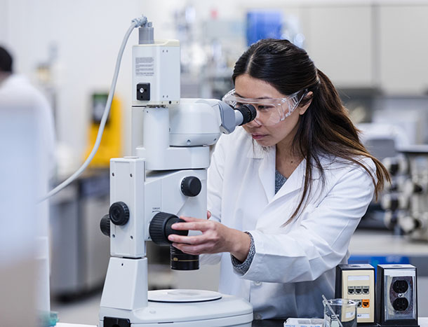 A medical researcher in the lab.